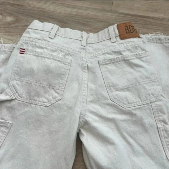 BDG Off White Cargo Jeans Size 26 - Picture 4 of 9